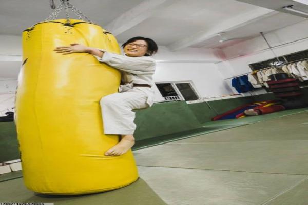体育行业母亲节活动创意与实践案例